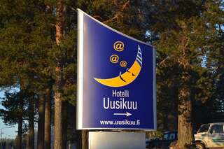 Отель Hotel Uusikuu Миккели Стандартный двухместный номер с 2 отдельными кроватями-17